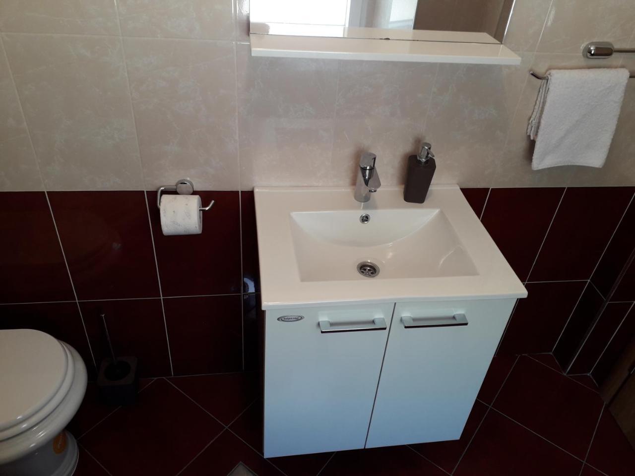 Holiday Apartments Maslina Paho Babino Polje Luaran gambar