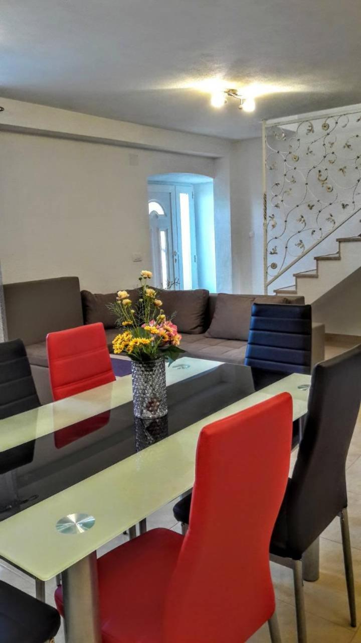 Holiday Apartments Maslina Paho Babino Polje Luaran gambar